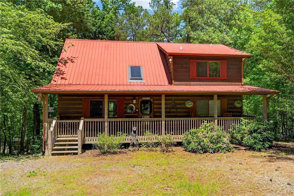 239 Reindeer Ln., Talking Rock, GA 30175