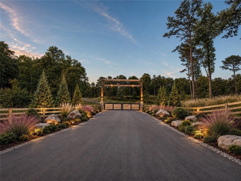 389 Grandview Rd., Jasper, GA 30143