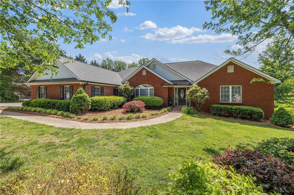 204 Windrose Meadow Ln., Clarkesville, GA 30523