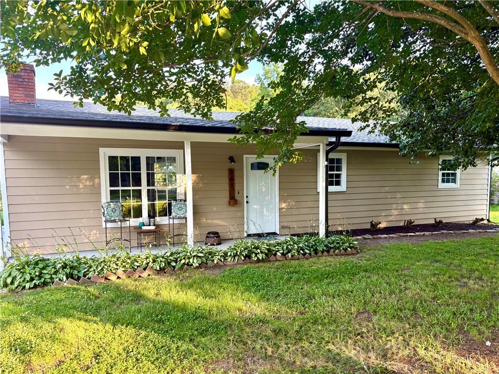 161 Pine Valley Dr., Powder Springs, GA 30127