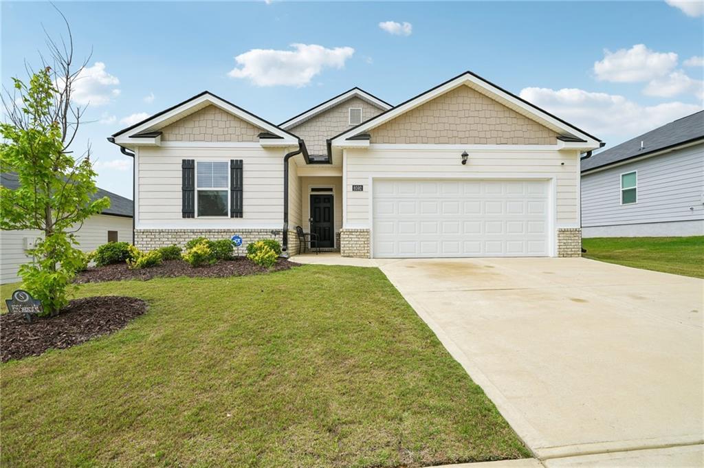 8592 Seabiscuit Rd., Lithonia, GA 30058