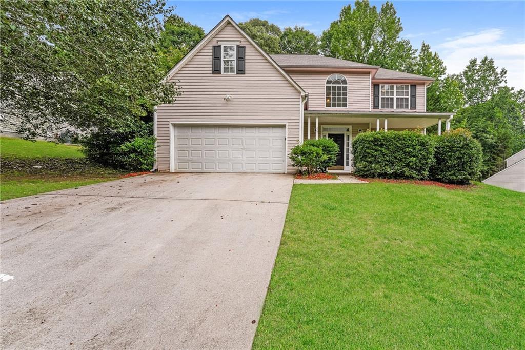 827 Shadow Lake Dr., Lithonia, GA 30058