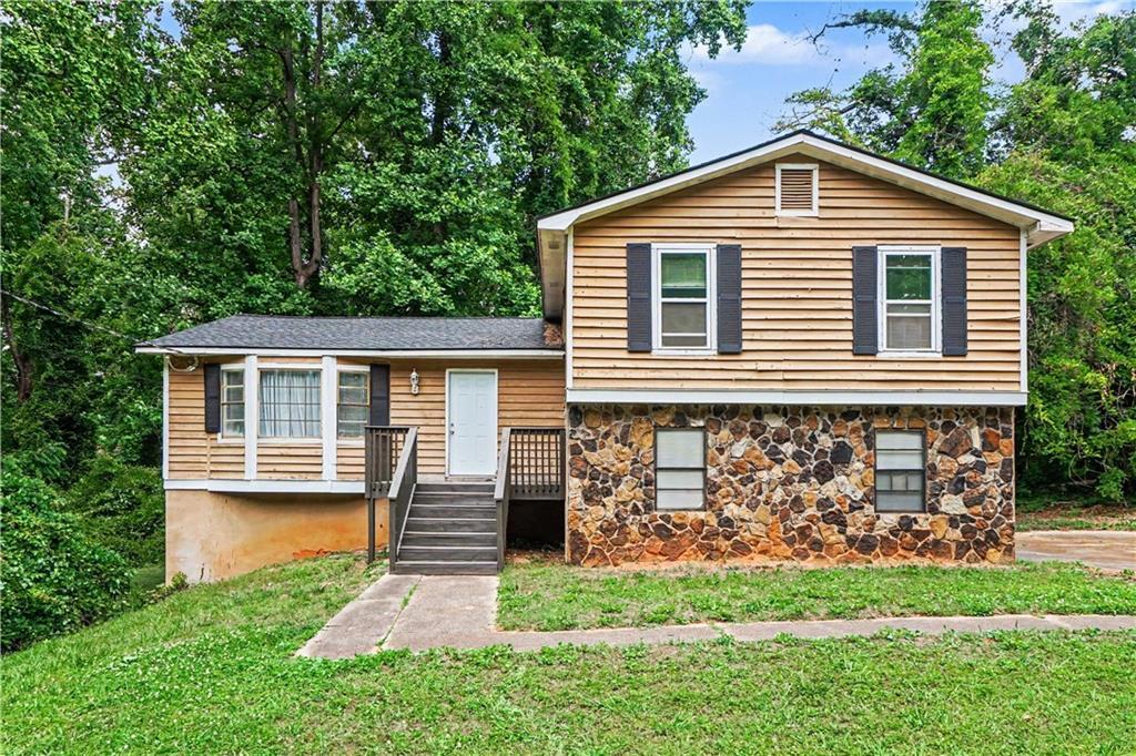 4568 Plum Orchard Ct., Stone Mountain, GA 30083