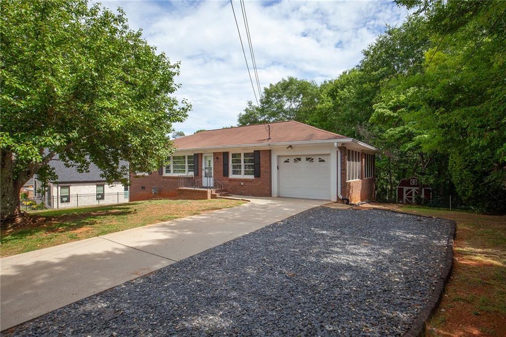 214 N Coleman Rd., Roswell, GA 30075