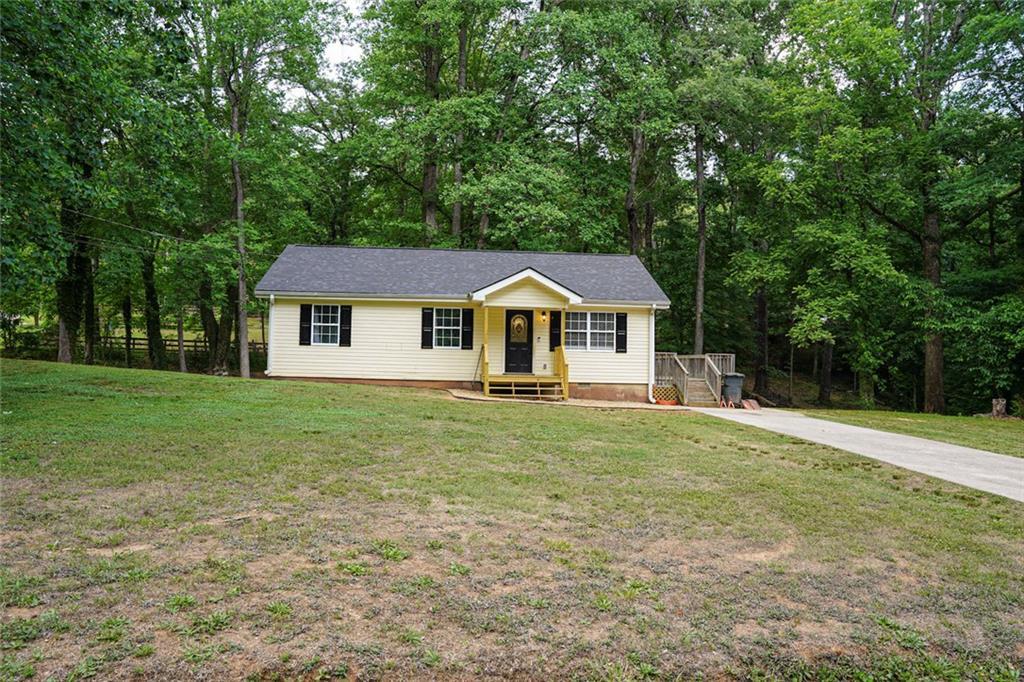11 Mountainside Drive E, Dawsonville, GA 30534