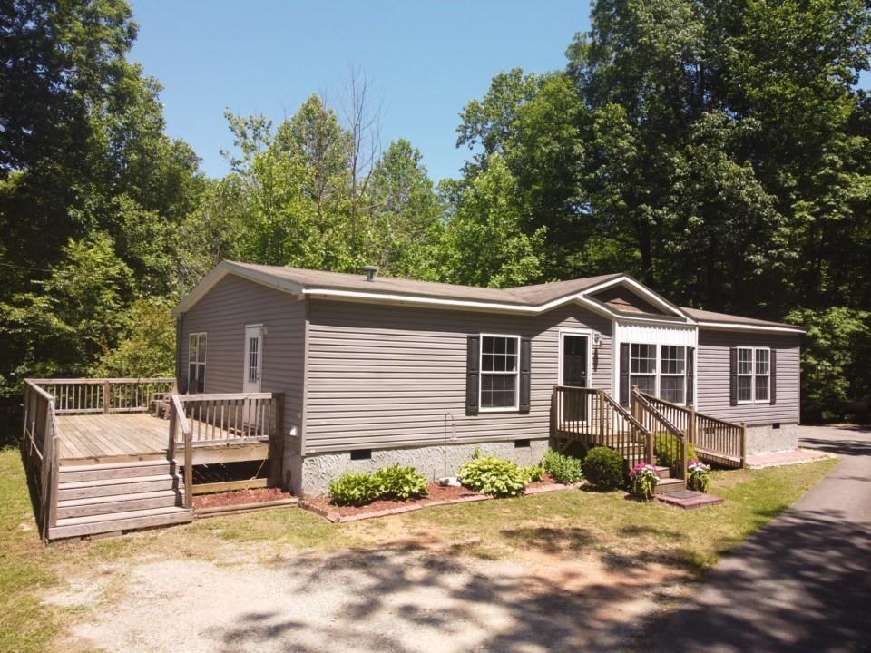 1048 Robin Hood Dr., Murrayville, GA 30564