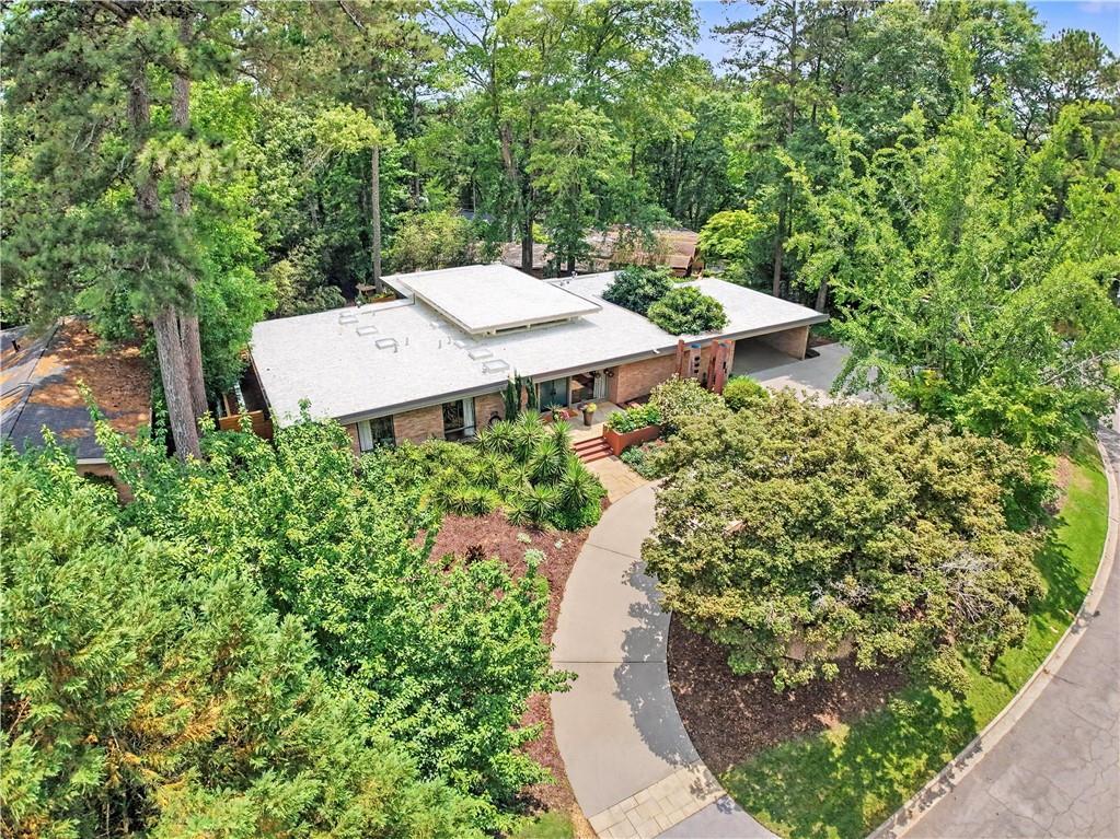 2793 Ridge Valley Rd., Atlanta, GA 30327