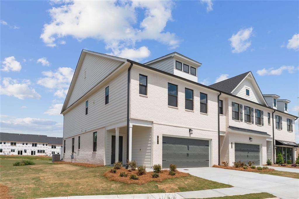 1283 Farmers Lot 11 Loop, Austell, GA 30106