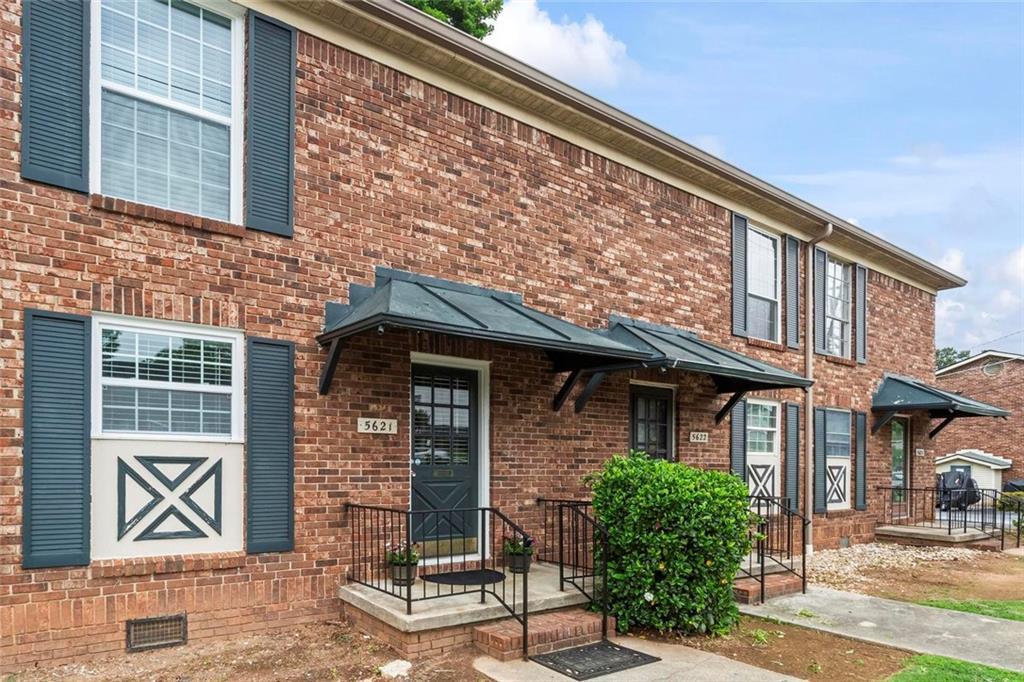 5621 Kingsport Dr., Sandy Springs, GA 30342