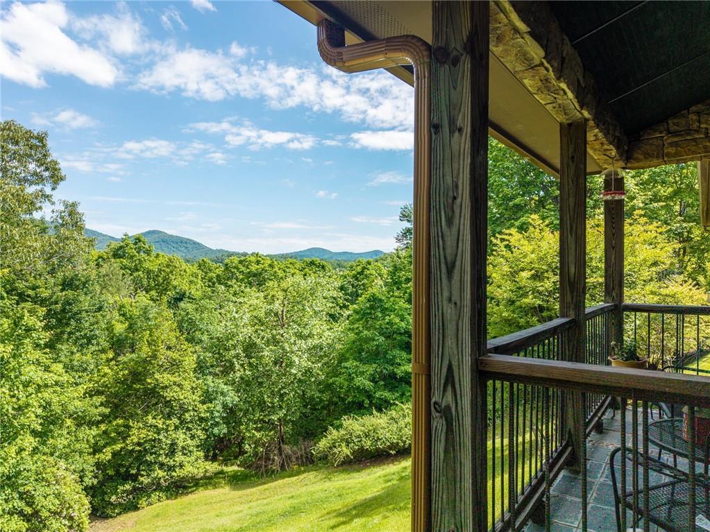 325 Weoka Court Cir., Ellijay, GA 30540