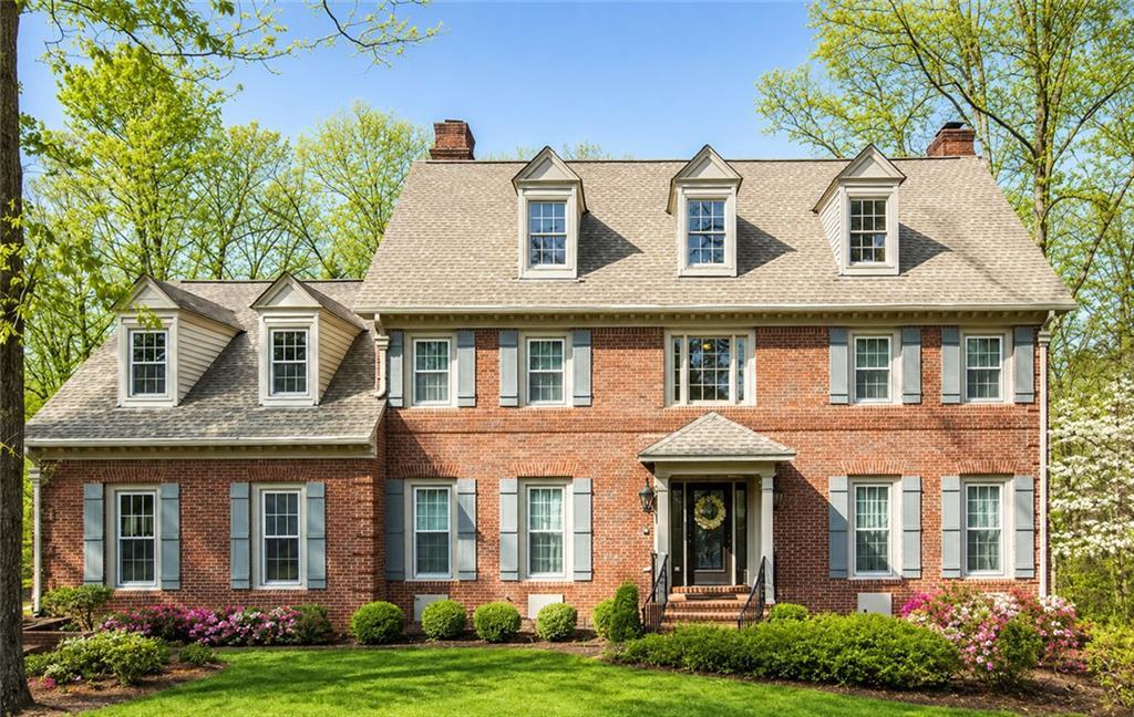 10025 Farmbrook Ln., Johns Creek, GA 30022