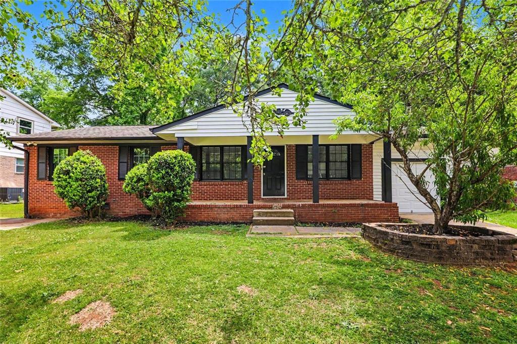10646 Eagle Dr., Jonesboro, GA 30238