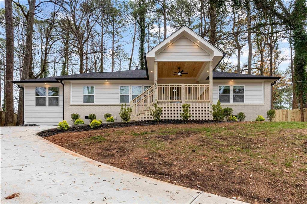 1380 Dogwood Cir., Smyrna, GA 30080