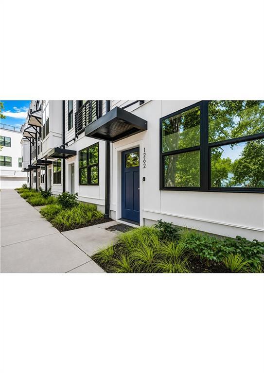 1262 Wright Ln., Atlanta, GA 30316