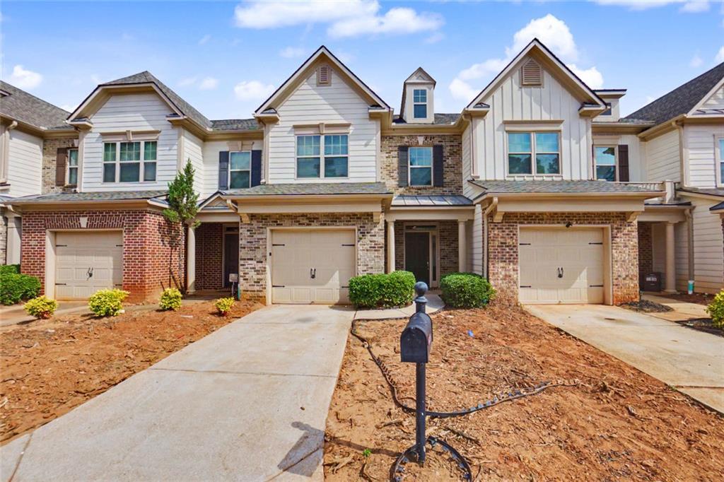 5124 Madeline Pl., Stone Mountain, GA 30083