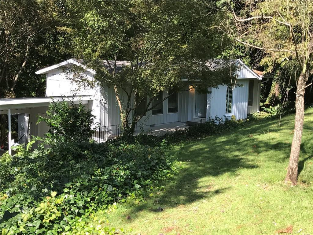 6328 Cherry Tree Ln., Atlanta, GA 30328