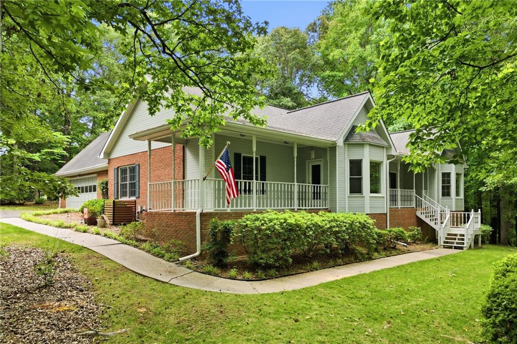 35 Elmtree Dr., Sharpsburg, GA 30277