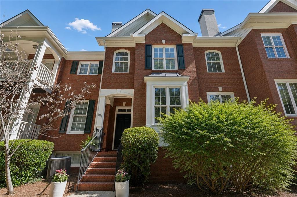 1194 Brookhaven Glen, Atlanta, GA 30319