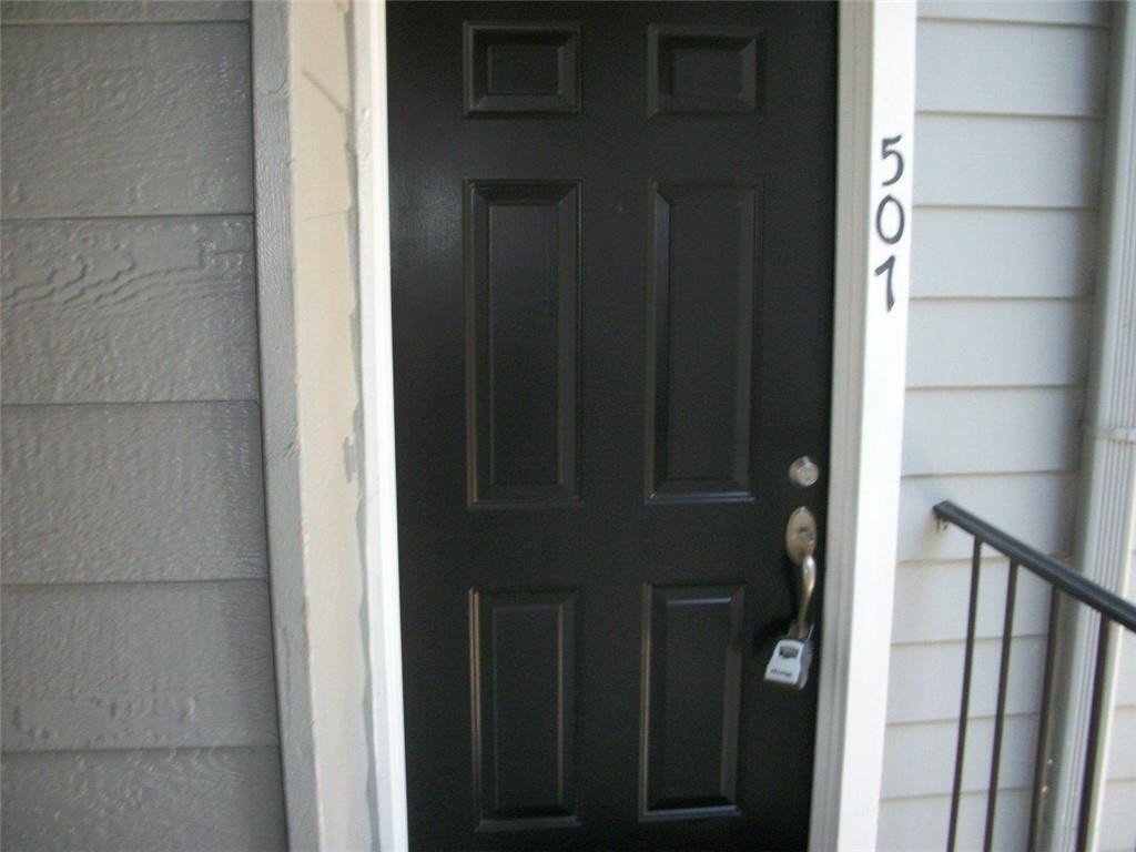507 Granville Ct., Sandy Springs, GA 30328