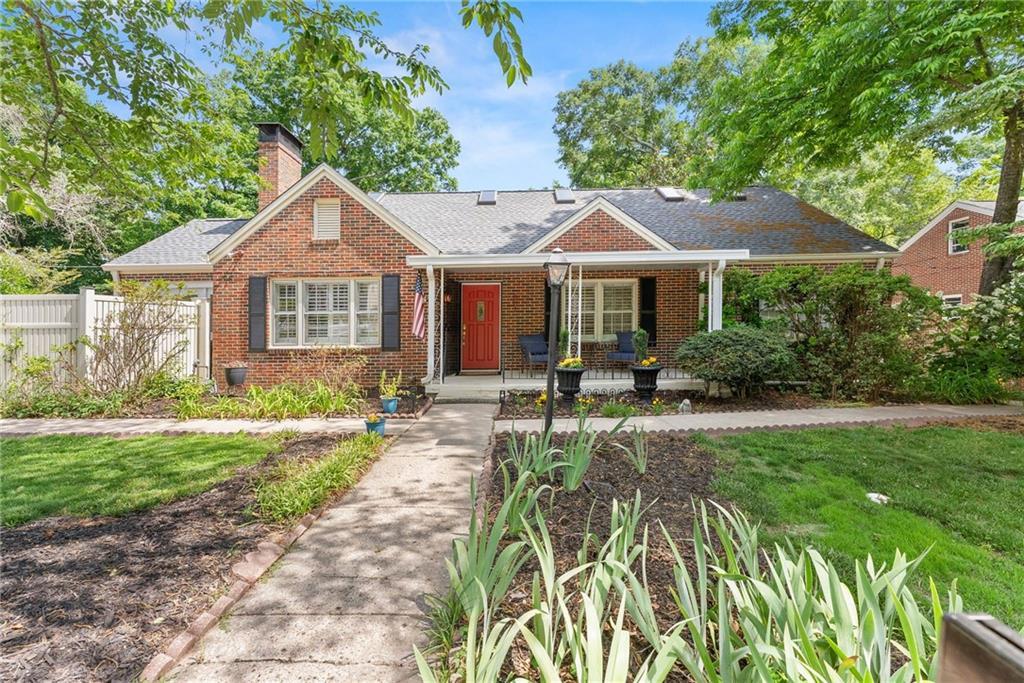 601 Ridgewood Ave., Gainesville, GA 30501