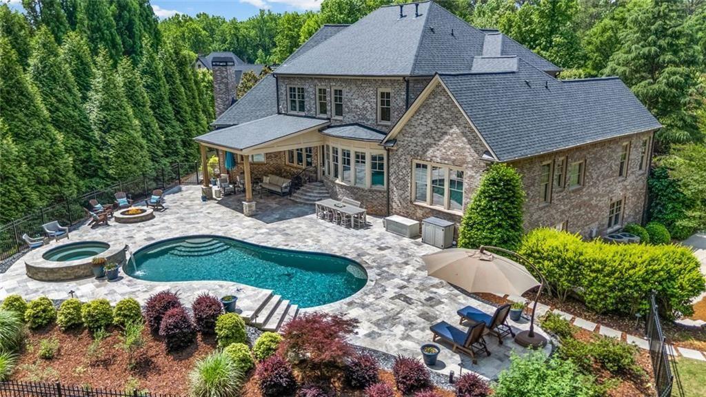 350 Dewpoint Ln., Johns Creek, GA 30022