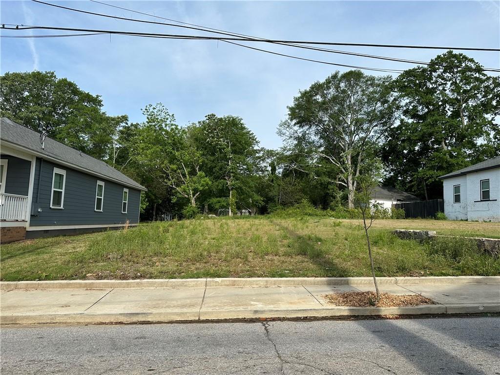 522 James P Brawley Dr., Atlanta, GA 30318