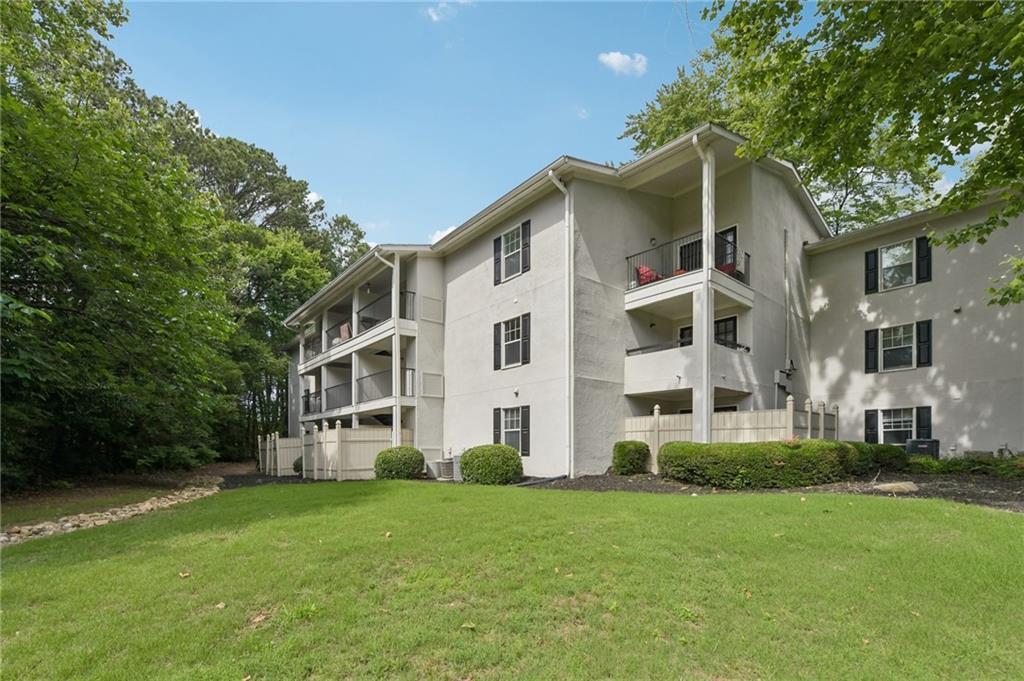 1150 Collier Rd. #15J, Atlanta, GA 30318