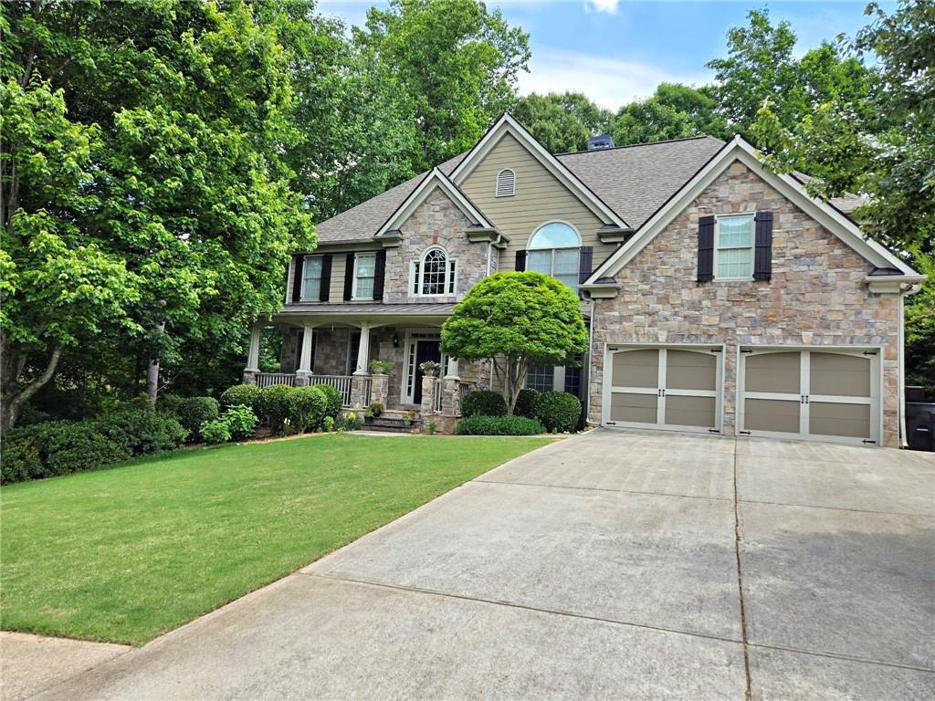 2204 Hollowbrooke Ct Nw, Acworth, GA 30101