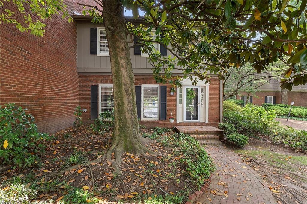 5201 Glenridge Dr., Sandy Springs, GA 30342