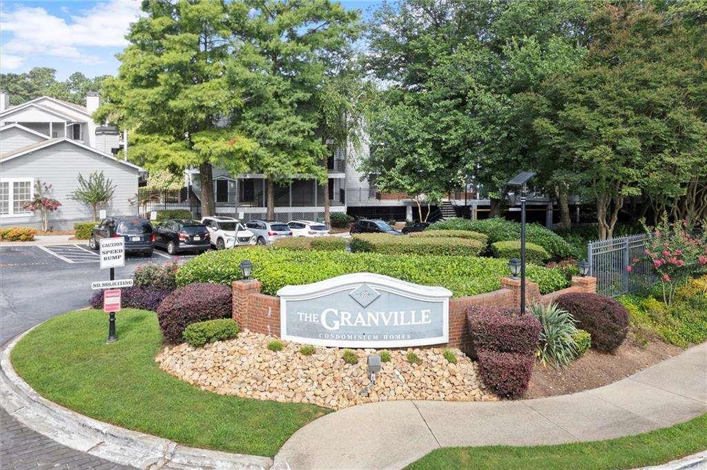 416 Granville Ct., Sandy Springs, GA 30328