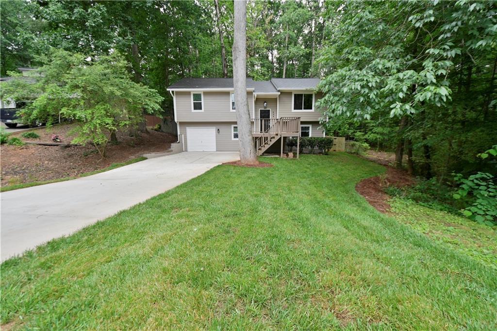 459 Ridgetop Dr., Acworth, GA 30102