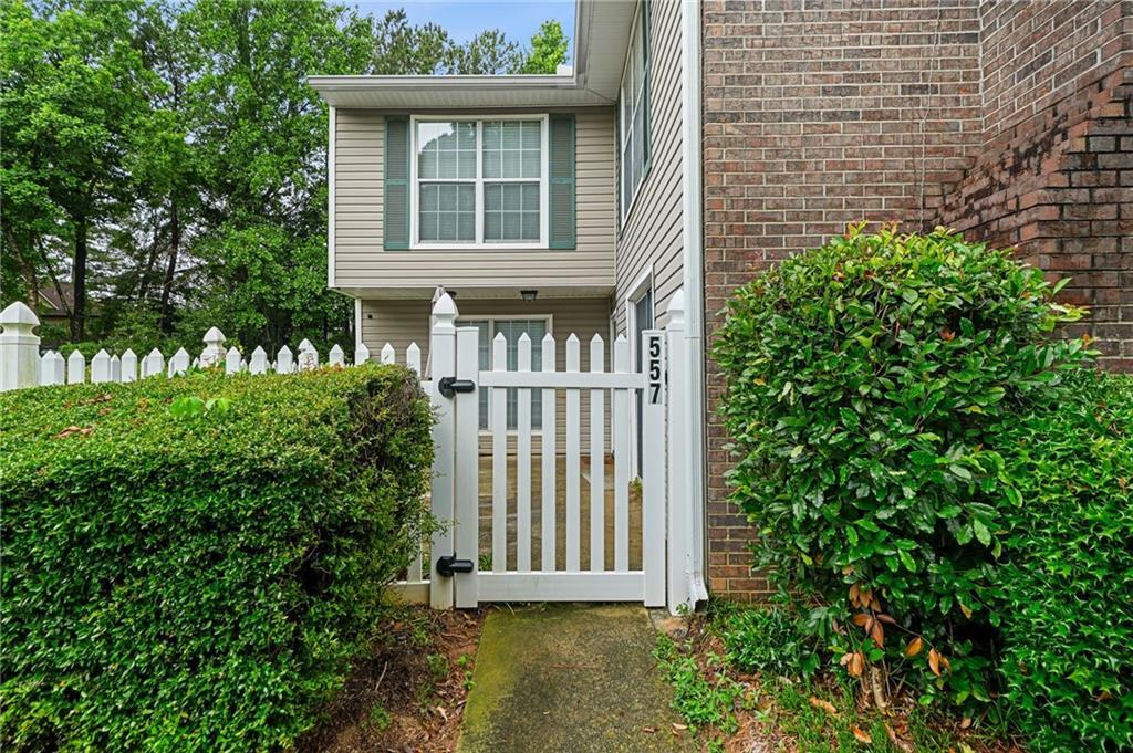 557 Picketts Bend Ct., Marietta, GA 30008