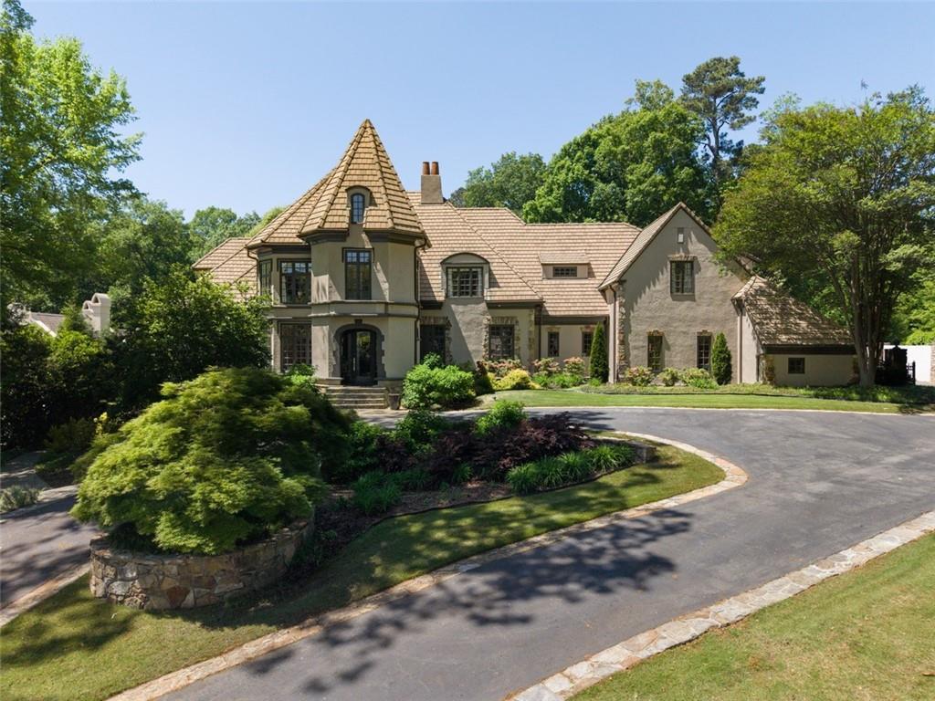 3510 Knollwood Dr., Atlanta, GA 30305