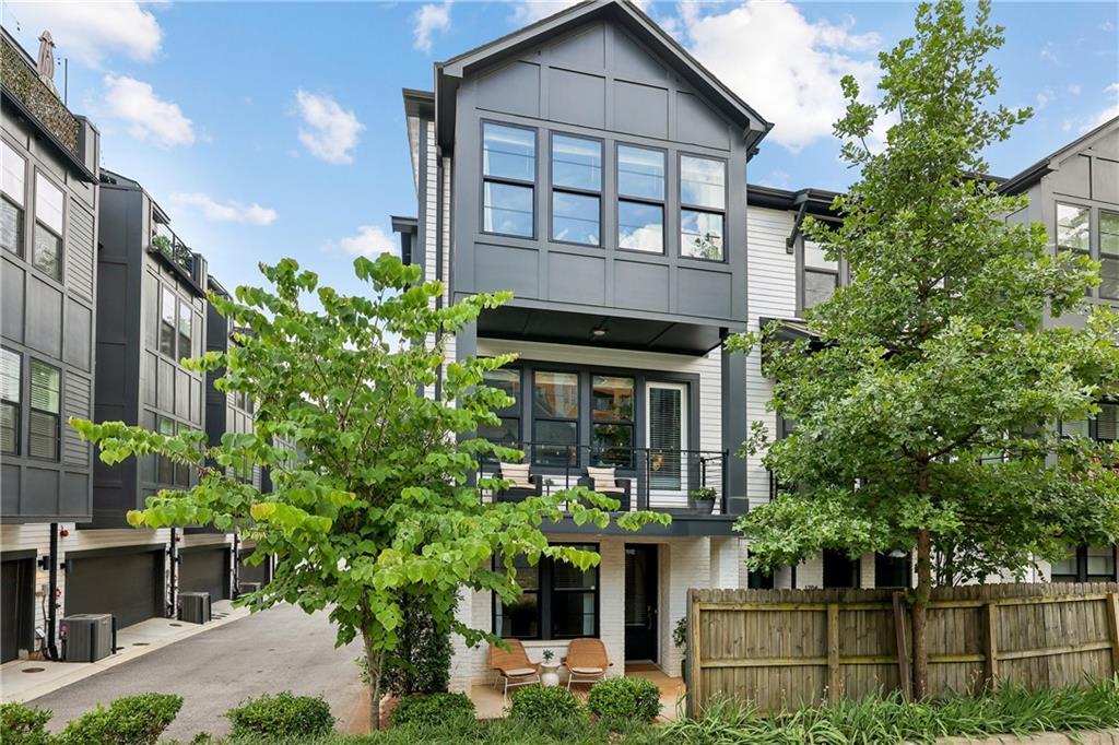 1700 Edgehill Manor St., Atlanta, GA 30317