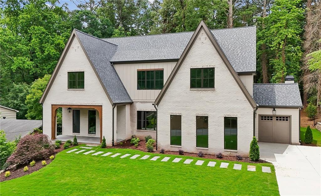 680 Edgewater Tr., Atlanta, GA 30328