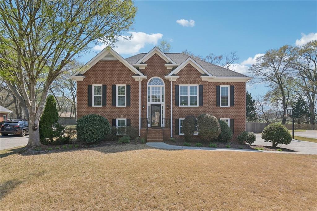 26 Hampton Ln., Cartersville, GA 30120