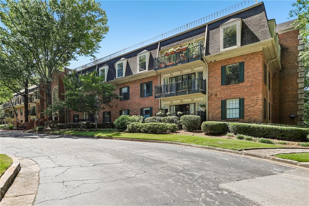26308 Plantation Dr., Atlanta, GA 30324