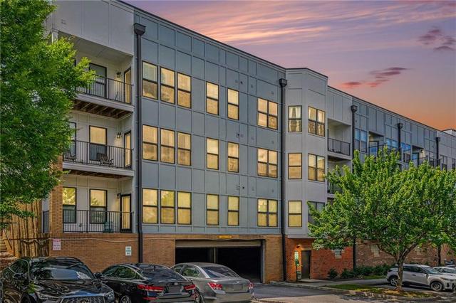 New Homes with Master Bedrooms on the 1st Floor in West End: May 30th to June 5th