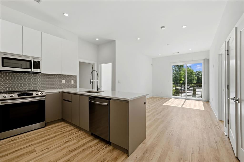 1155 Custer Ave. #202, Atlanta, GA 30316