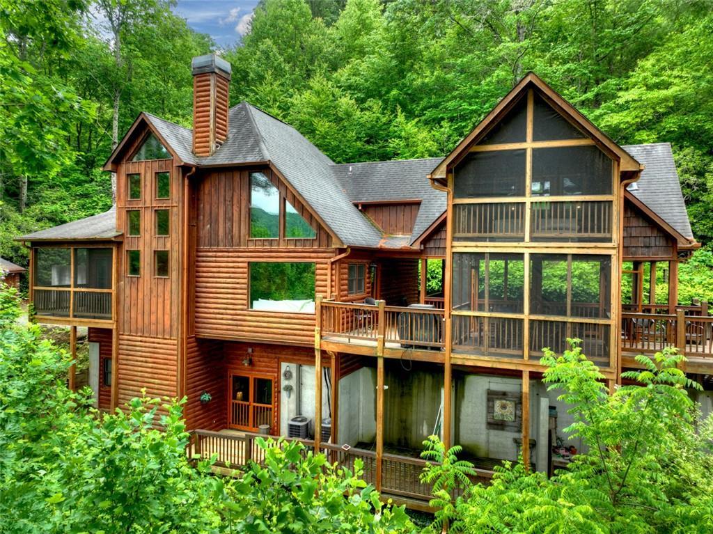 287 Rhonda Ln., Mineral Bluff, GA 30559