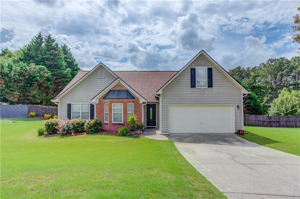 1563 Armende Cir., Dacula, GA 30019