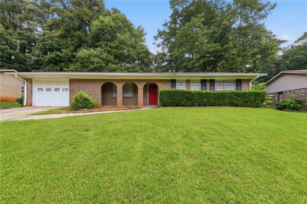 2740 Williamsburg Dr., Decatur, GA 30034