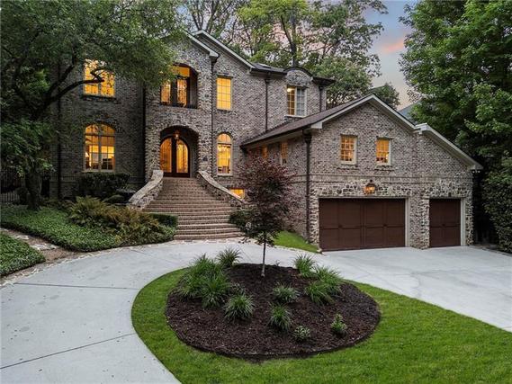 New Homes with Master Bedrooms on the 1st Floor in Morningside-Lenox Park: May 23rd to May 29th