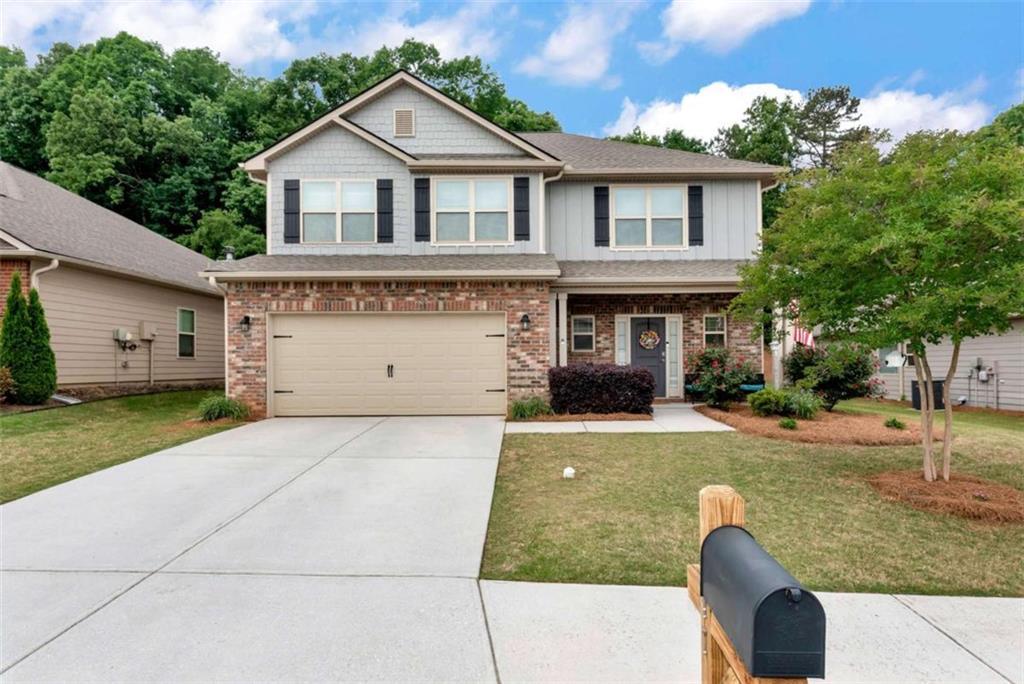 447 Brooks Village Dr., Pendergrass, GA 30567