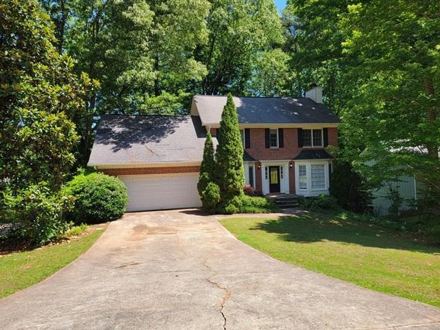 8541 Birch Hollow Dr., Roswell, GA 30076