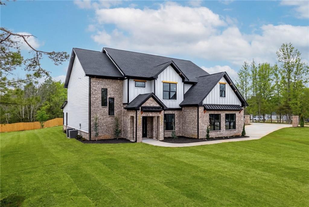 47 Mangum Ln., Pendergrass, GA 30567