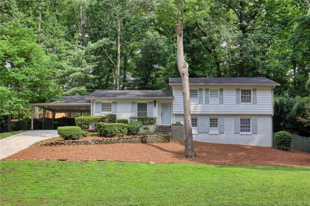 90 Bonnie Ln., Sandy Springs, GA 30328
