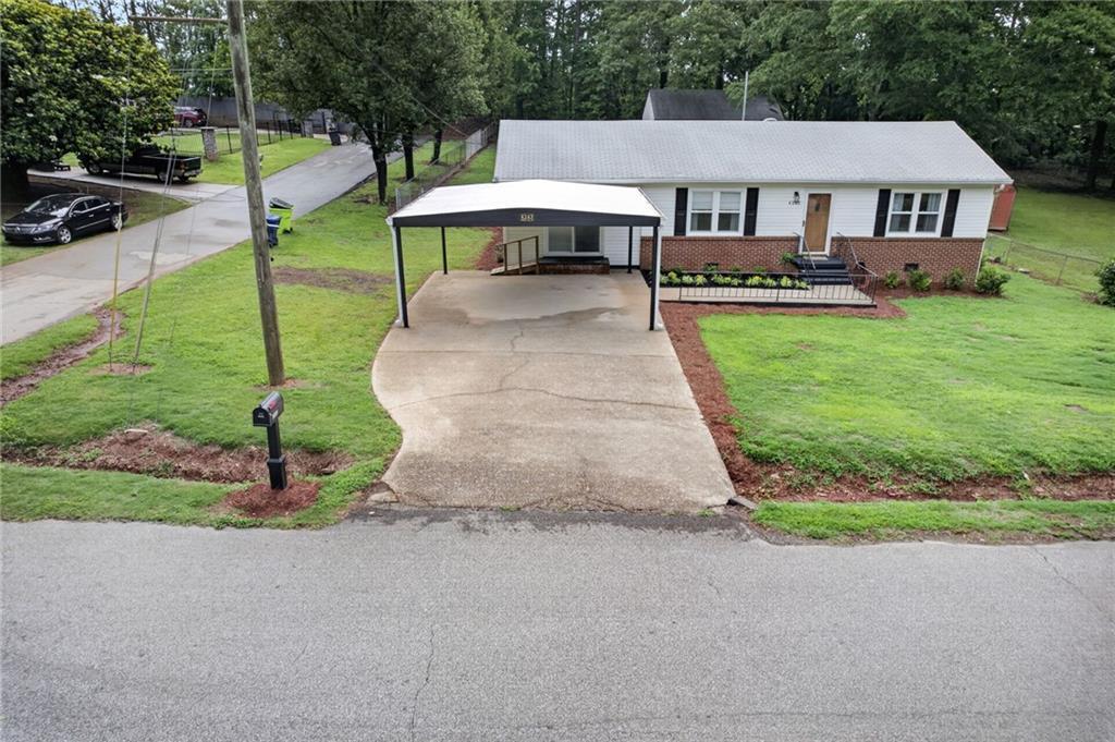 4243 White Way Dr., Austell, GA 30106