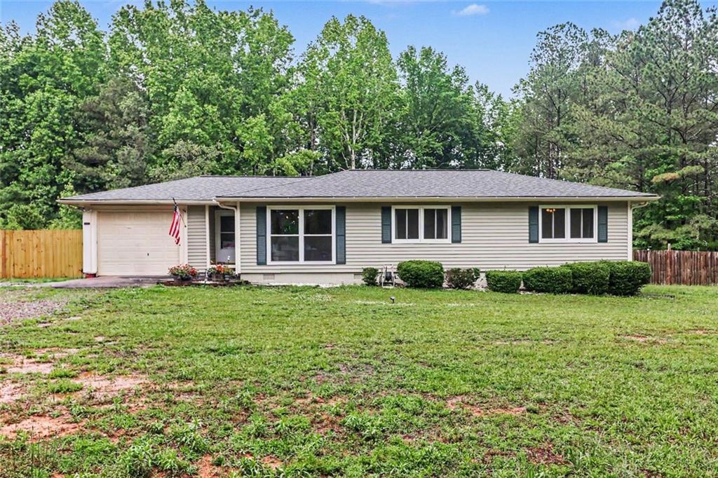 209 River Valley Rd., Dawsonville, GA 30534