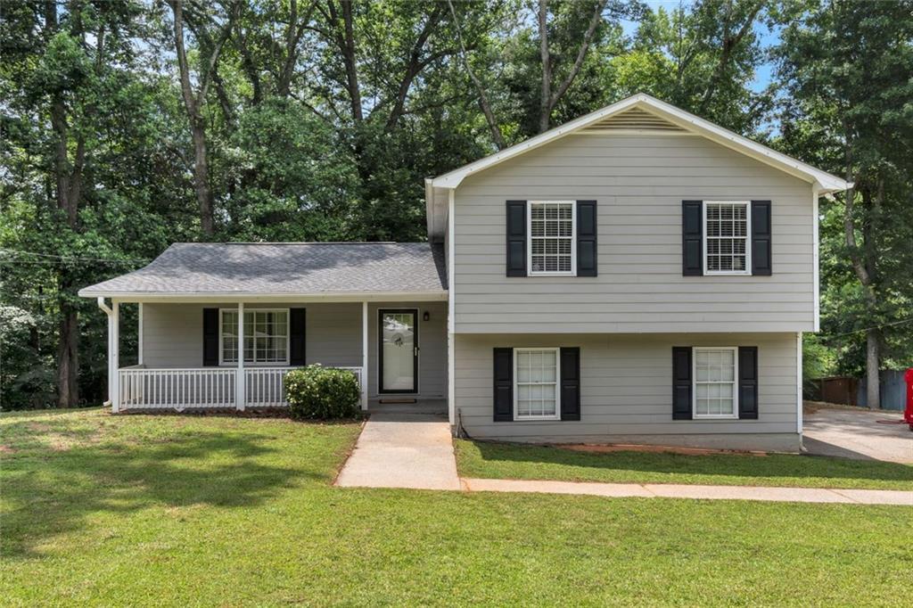 111 Omega Dr., Lawrenceville, GA 30044